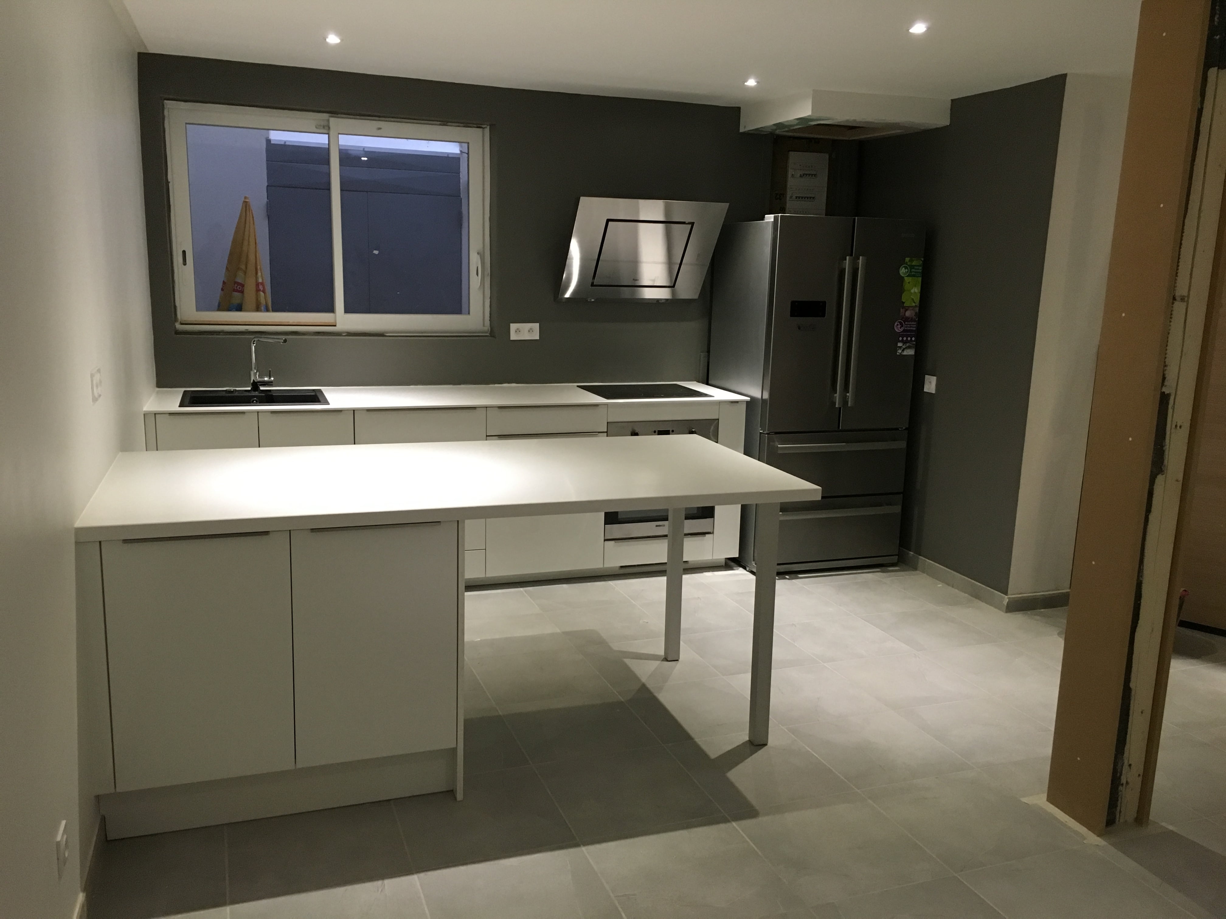 Rénovation appartement avec cuisine ouverte à Grenoble par Rénov'isol